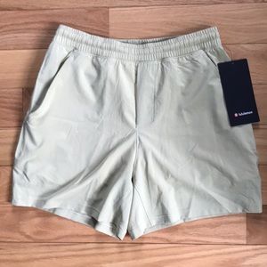 Lululemon Pace Breaker Short 5” Lined *Dew Green